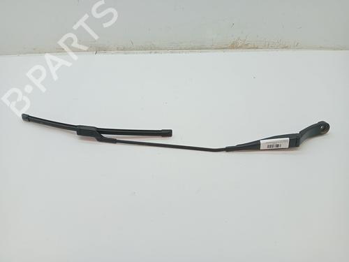 Used Front windshield wiper arm PEUGEOT 308 II (LB_, LP_, LW_, LH_, L3_) 1.5 BlueHDi 130 (131 hp) 23359346