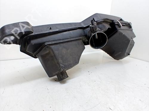 Used Air filter box BMW 3 (F30, F80) 318 d (150 hp) 30622590