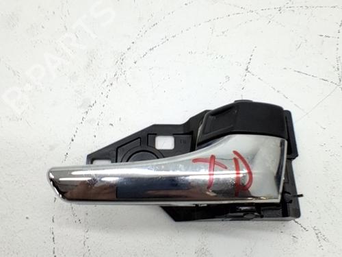 Used Rear right interior door handle Rear right interior door handle 38418429 38418429