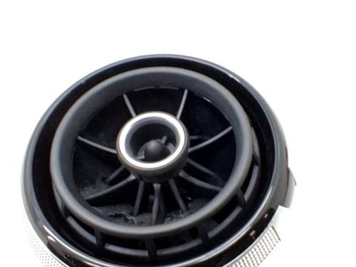 air-vent-audi-a3-8v1-8vk-2012-2013-2014-2015-2016-2017-2018-2019-2020-32257598 main image