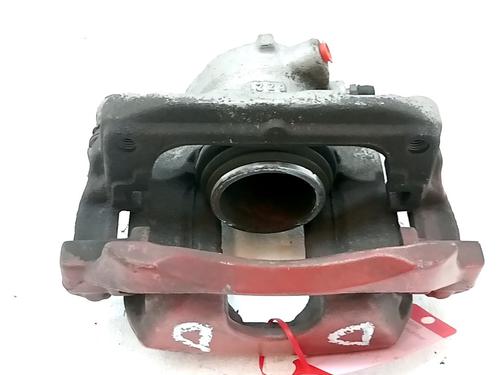 Høyre bremsekaliper foran Høyre bremsekaliper foran MERCEDES-BENZ A-CLASS (W176) A 200 CDI (176.001) (136 hp) 39741775 39741775
