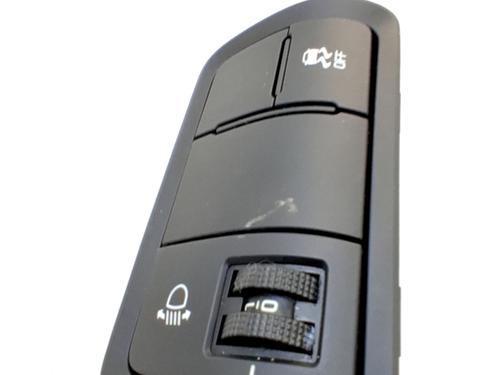 Commande de phare HYUNDAI i20 II (GB, IB) 1.2 (75 hp) 32106363