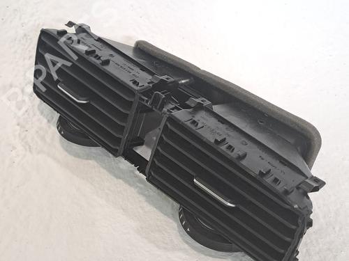 Used Air vent VW GOLF VII (5G1, BQ1, BE1, BE2) 1.4 TSI (125 hp) 26315451