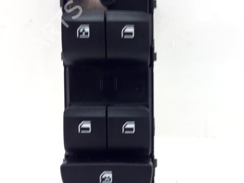 Used Left front window switch HYUNDAI i20 III (BC3, BI3) 1.0 T-GDI (101 hp) 32106120