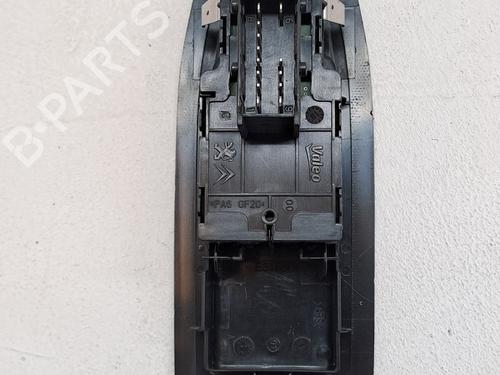 Left front window switch PEUGEOT 208 I (CA_, CC_) 1.5 BlueHDI 100 | BP24736023I27