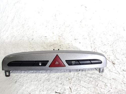 Advarselsbryter PEUGEOT 308 I (4A_, 4C_) 1.6 HDi (90 hp) 32107903