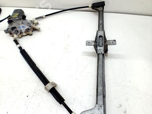 Rudehejsemekanisme ventre foran AUDI 80 B4 Saloon (8C2) 2.0 E (115 hp) 29991656