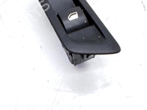 venstre-foran-elrute-bryter-citroen-c-elysee-dd_-2012-34114805 main image