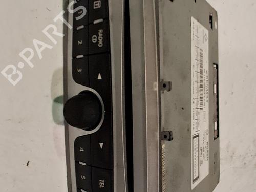 Used Radio Radio RENAULT MEGANE III Grandtour (KZ0/1) 1.9 dCi (KZ0J, KZ0N, KZ1S) (131 hp) 33768660 33768660