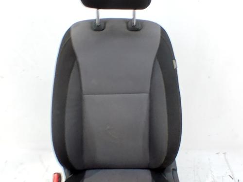 Sæde venstre fortil Sæde venstre fortil HYUNDAI i20 ACTIVE (IB, GB) 1.4 CRDI (90 hp) 35779074 35779074