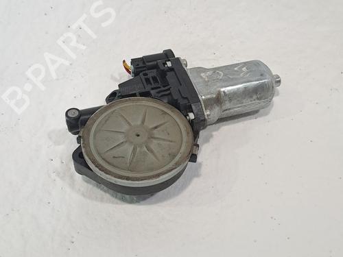 Used Left front window motor SUZUKI GRAND VITARA II (JT, TE, TD) 1.9 DDiS All-wheel Drive (JT419, TD44, JB419WD, JB419XD,... (129 hp) 26192717