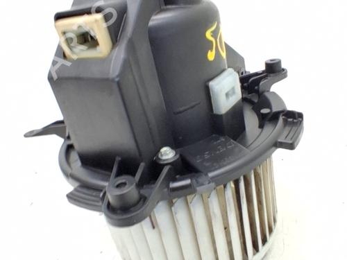 Used Heater blower motor Heater blower motor DS DS 7 Crossback (J4_, JR_, JC_) 1.6 PureTech 180 (J45GFR) (180 hp) 36318447 36318447