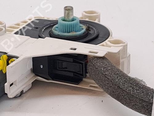 Right front window motor SKODA SUPERB II (3T4) 1.6 TDI | BP23362154E20 