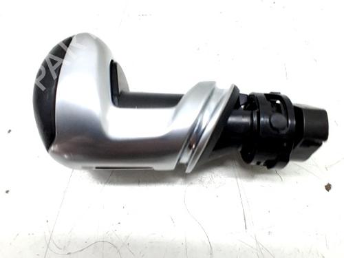 Used Shift knob PEUGEOT 3008 II SUV (MC_, MR_, MJ_, M4_) 1.5 BlueHDi 130 (131 hp) 30294405