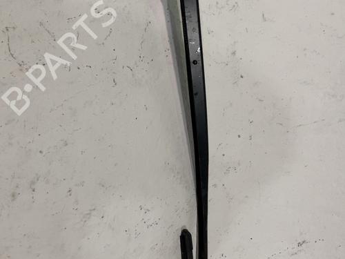 front-windshield-wiper-arm-toyota-corolla-hatchback-_e21_-_ea1_-_eh1_-2018-33765816 main image