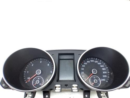 Used Instrument cluster VW GOLF VI (5K1) 2.0 TDI (140 hp) 30337289