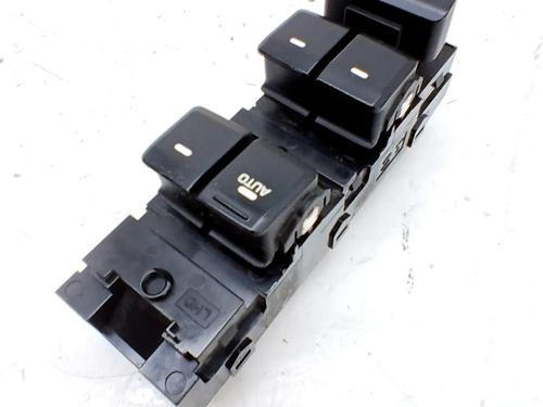 Used Left front window switch Left front window switch HYUNDAI i20 ACTIVE (IB, GB) 1.0 T-GDI (101 hp) 34708074 34708074