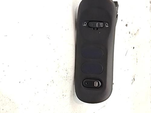 Comutador luzes Comutador luzes RENAULT ESPACE III (JE0_) 2.2 12V TD (JE0E, JE0H, JE0P) (113 hp) 34507932 34507932