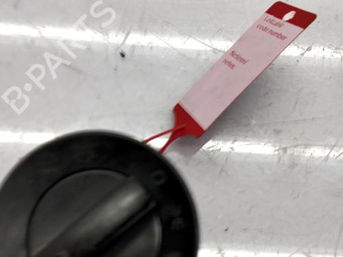 Hovedlysbryter VW POLO IV (9N_, 9A_) 1.4 TDI (75 hp) 32108199