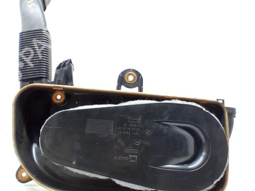Used Air filter box BMW 5 (F10) 520 d (184 hp) 30622682