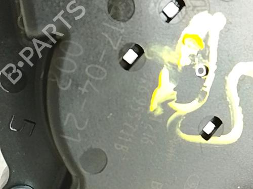 Used Rear wiper motor Rear wiper motor VW TOURAN (1T3) 1.4 TSI (140 hp) 33766412 33766412