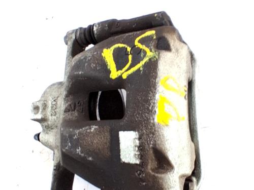 Used Right front brake caliper Right front brake caliper TOYOTA COROLLA Estate (_E21_) 1.8 Hybrid (ZWE211W) (122 hp) 33765800 33765800