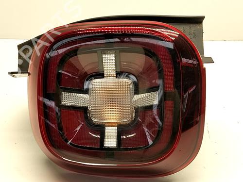 Used Left taillight DACIA DUSTER (HM_) 1.5 dCi 110 (HMAB) (109 hp) 31062212