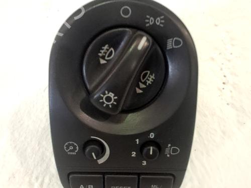 Hovedlysbryter Hovedlysbryter JAGUAR X-TYPE I (X400) 2.5 V6 All-wheel Drive (196 hp) 34331518 34331518