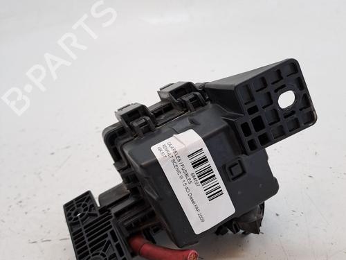Fuse box RENAULT MEGANE II Saloon (LM0/1_) 1.5 dCi (LM0F, LM0T, LM2B) | BP28037242E1 