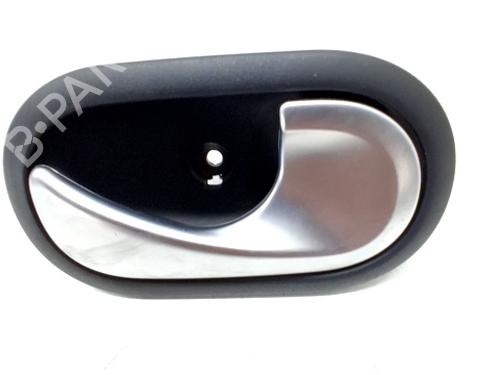 Used Front right interior door handle RENAULT CLIO III (BR0/1, CR0/1) 1.2 Ethanol (CR1U, BR1U) (75 hp) 31124783