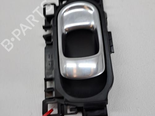 Venstre foran invendig håndtak CITROËN C4 CACTUS 1.2 THP 110 (110 hp) 24108559