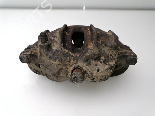Used Right front brake caliper NISSAN TERRANO II (R20) 2.7 TD 4WD (101 hp) 23385389