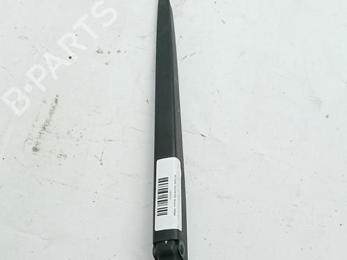 Used Front windshield wiper arm Front windshield wiper arm 32183057 32183057