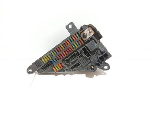 Used Fuse box BMW 5 (E60) 520 d (163 hp) 25987008
