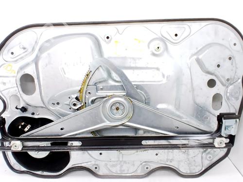 Rudehejsemekanisme ventre foran Rudehejsemekanisme ventre foran FORD KUGA I 2.0 TDCi 4x4 (140 hp) 36767622 36767622
