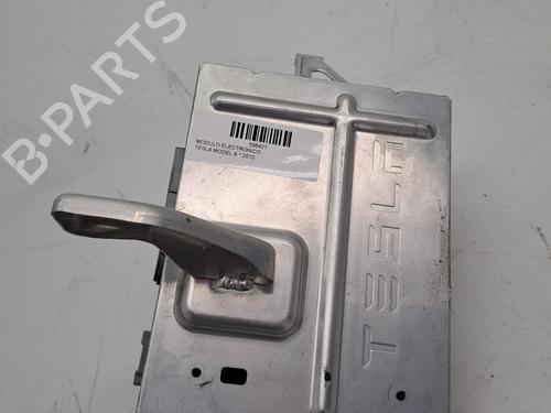 Used Electronic module TESLA MODEL 3 (5YJ3) EV Performance AWD (462 hp) 23382633