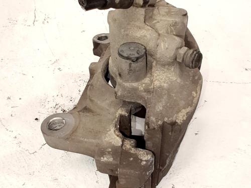 Right front brake caliper VW PASSAT B6 (3C2) 2.0 TDI 16V | BP36015866M104 - Image 4