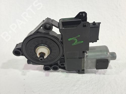 Used Left rear window motor HYUNDAI i40 I CW (VF) 1.7 CRDi (136 hp) 24240216