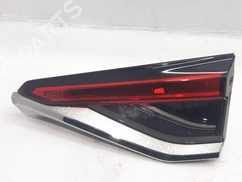 Used Right tailgate light Right tailgate light TOYOTA COROLLA Estate (_E21_) 1.8 Hybrid (ZWE211W) (122 hp) 34367483 34367483