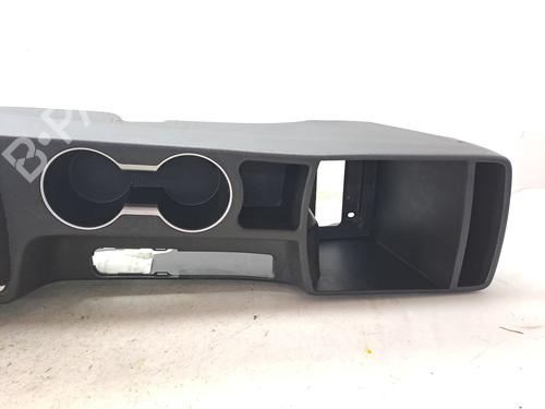 Armrest / Center console HYUNDAI i30 (GD) 1.6 CRDi | BP25457299I20 