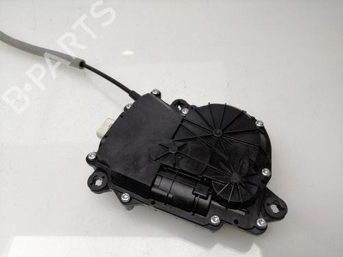 Used Central lock pump BMW 5 Touring (F11) 520 d xDrive (190 hp) 25255164