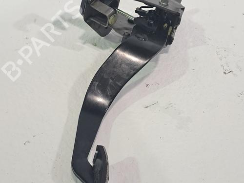 Clutch pedal KIA SORENTO III (UM) 2.2 CRDi 4WD | BP25834168I13 