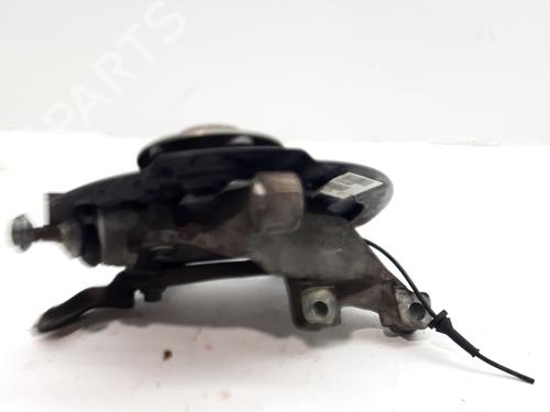 Left front steering knuckle VOLVO S60 I (384) 2.4 T | BP32256777M25