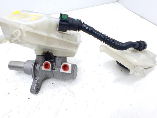 Used Brake master cylinder Brake master cylinder PEUGEOT 308 Hatchback Van (LB_) 1.5 BlueHDi 130 (LBYHZP) (131 hp) 33763112 33763112