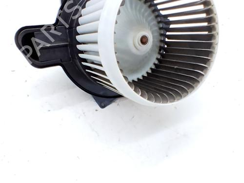 Used Heater blower motor Heater blower motor FIAT 500 (312_) 1.0 Mild Hybrid (312.AYD1B) (69 hp) 34119542 34119542