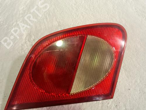 Venstre baglygte bagklap MERCEDES-BENZ E-CLASS (W210) E 240 (210.061) (170 hp) 32107489