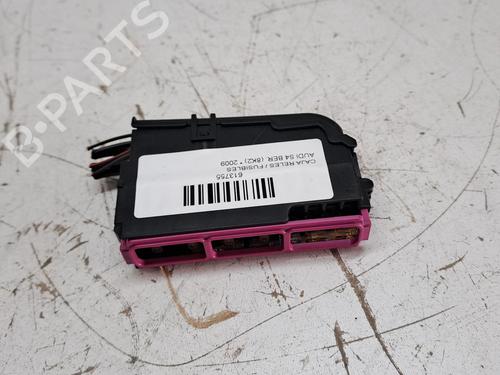 Used Fuse box AUDI A4 B8 (8K2) 2.0 TDI (136 hp) 23975737