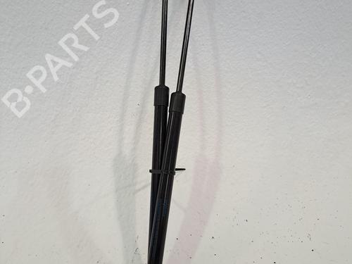 Used Hood lift support RENAULT CAPTUR I (J5_, H5_) 1.3 TCe 150 (J5NK, J5JS) (150 hp) 24587491