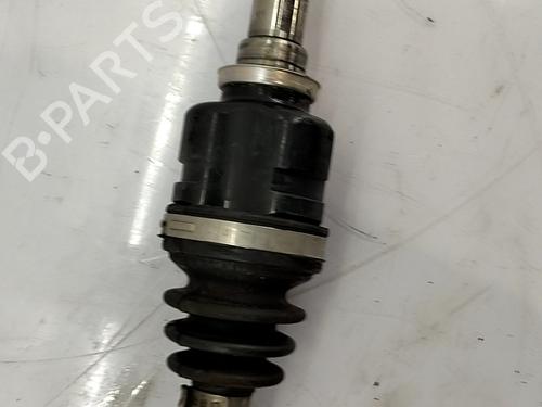 Antriebswelle links vorne TOYOTA YARIS (_P13_) 1.5 (NSP131_) | BP30801612M38
