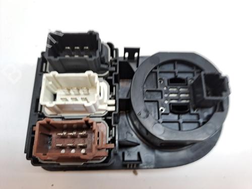 Switch NISSAN QASHQAI I (J10, NJ10) 2.0 dCi All-wheel Drive | BP23360724I30